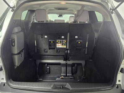 2025 Toyota Sienna LE 8 Passenger
