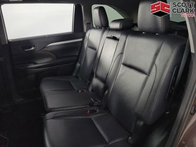 2017 Toyota Highlander XLE 4D Sport Utility