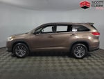 2017 Toyota Highlander XLE 4D Sport Utility