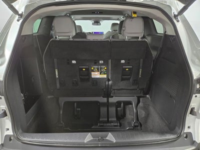 2025 Toyota Sienna XLE 8 Passenger