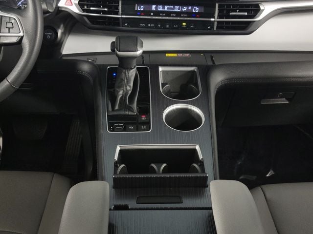 2025 Toyota Sienna XLE 4D Passenger Van