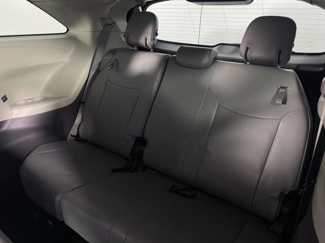 2024 Toyota Sienna XLE 8 Passenger