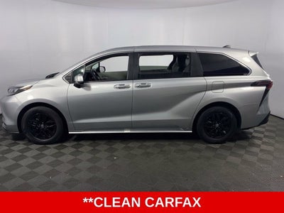 2024 Toyota Sienna XLE 8 Passenger