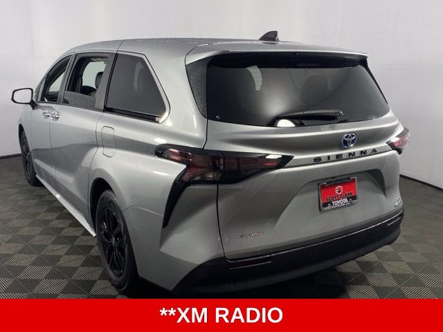 2024 Toyota Sienna XLE 8 Passenger