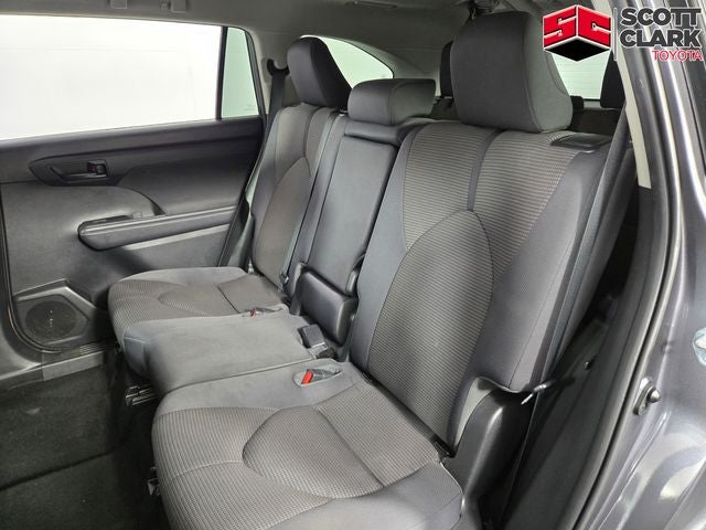 2022 Toyota Highlander LE 4D Sport Utility
