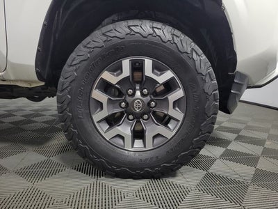 2020 Toyota Tacoma SR 4D Double Cab