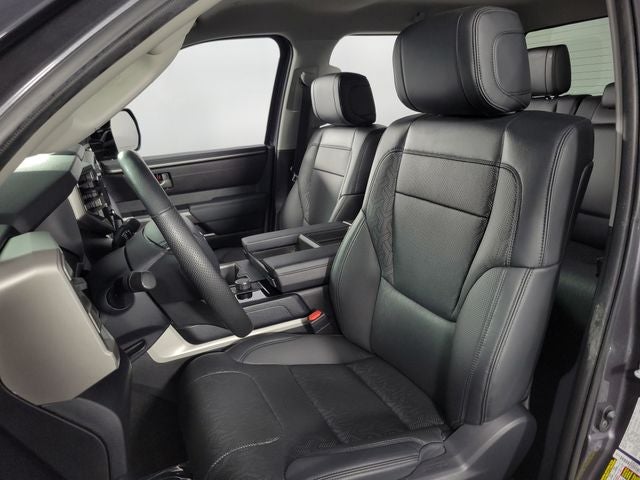 2023 Toyota Tundra SR5 4D CrewMax