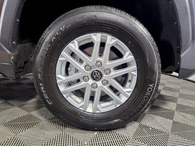 2022 Toyota Tundra SR5 4D CrewMax