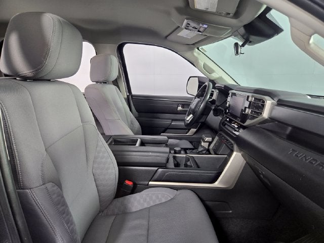 2022 Toyota Tundra SR5 4D CrewMax