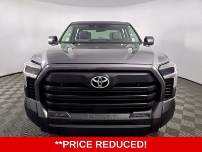 2022 Toyota Tundra SR5 4D CrewMax