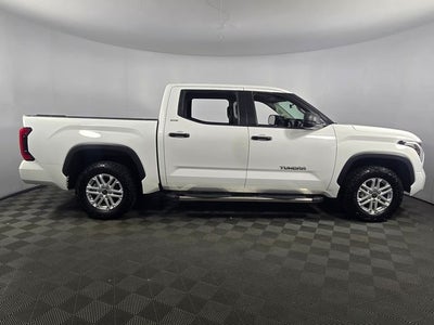 2022 Toyota Tundra SR5 4D CrewMax