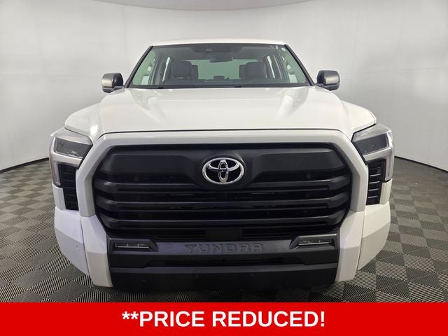 2022 Toyota Tundra SR5 4D CrewMax