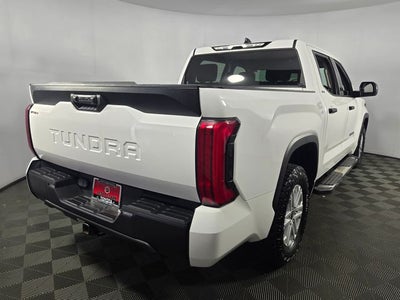 2022 Toyota Tundra SR5 4D CrewMax