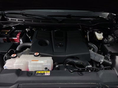 2022 Toyota Tundra SR5 4D CrewMax
