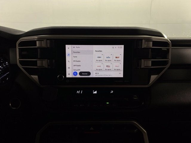 2022 Toyota Tundra SR5 4D CrewMax