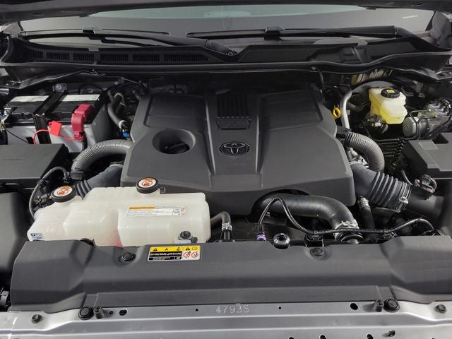 2024 Toyota Tundra SR5 4D CrewMax