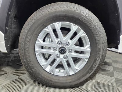 2024 Toyota Tundra SR5 4D CrewMax