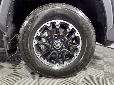 2022 Toyota Tundra SR5 4D CrewMax