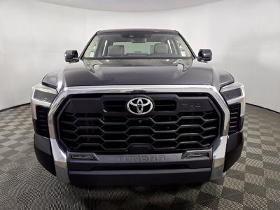 2022 Toyota Tundra SR5 4D CrewMax