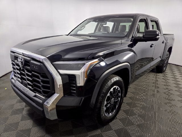 2022 Toyota Tundra SR5 4D CrewMax