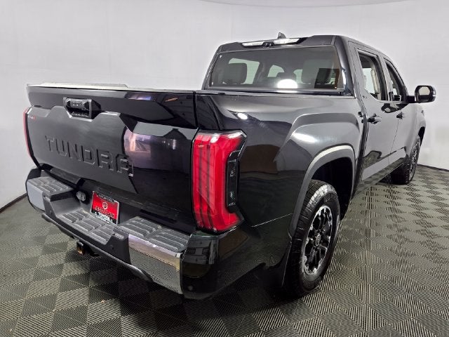 2022 Toyota Tundra SR5 4D CrewMax