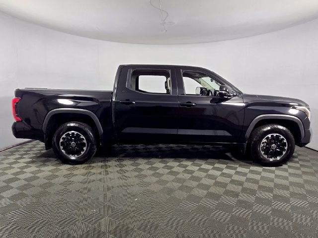 2022 Toyota Tundra SR5 4D CrewMax