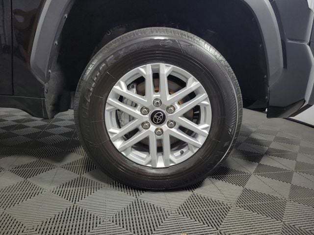 2023 Toyota Tundra SR5 4D CrewMax