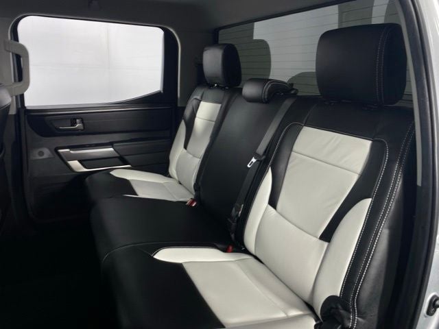 2022 Toyota Tundra SR5 4D CrewMax