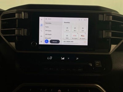 2022 Toyota Tundra SR5 4D CrewMax