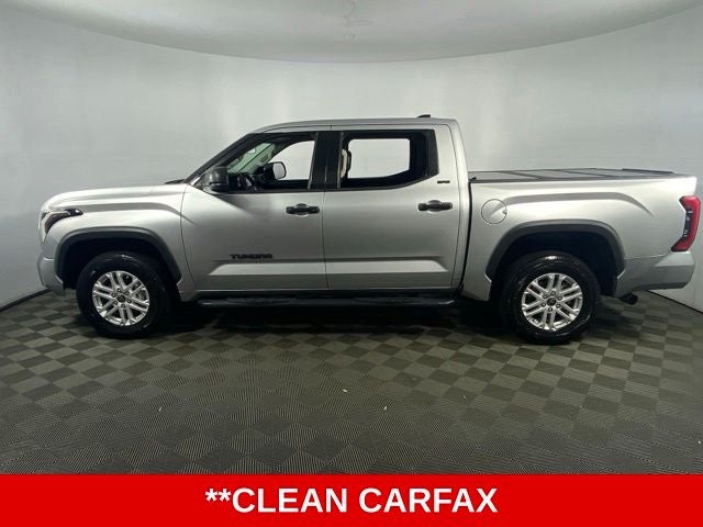 2022 Toyota Tundra SR5 4D CrewMax