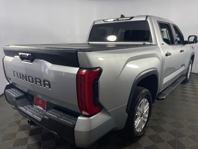 2022 Toyota Tundra SR5 4D CrewMax
