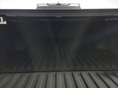2022 Toyota Tundra SR5 4D CrewMax