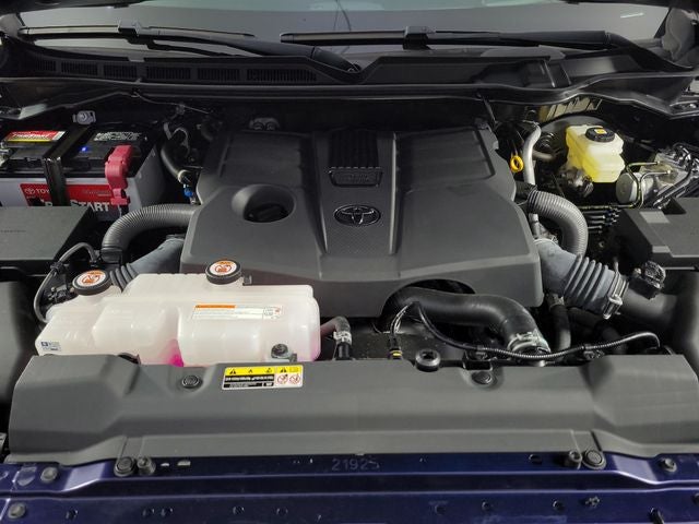 2022 Toyota Tundra Platinum 4D CrewMax