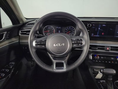 2022 Kia K5 EX 4D Sedan