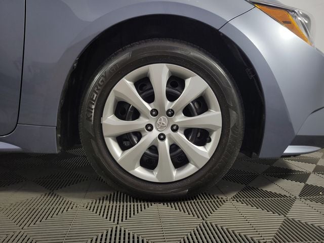 2024 Toyota Corolla LE 4D Sedan