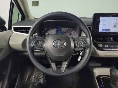 2025 Toyota Corolla LE 4D Sedan