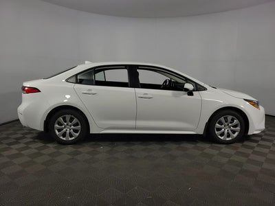 2025 Toyota Corolla LE 4D Sedan