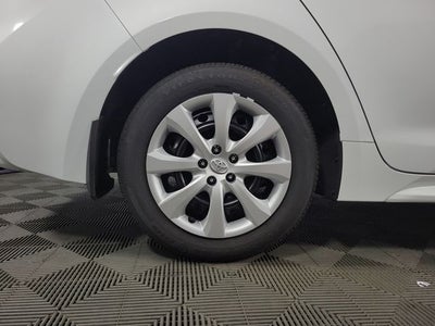 2025 Toyota Corolla LE 4D Sedan