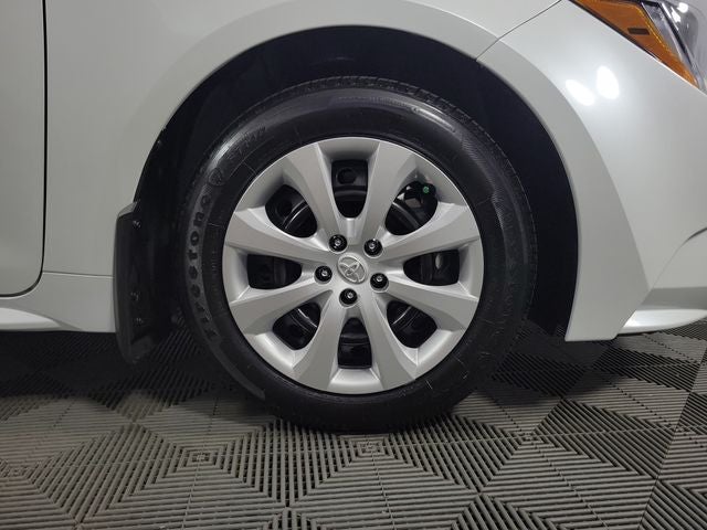 2026 Toyota Corolla LE 4D Sedan