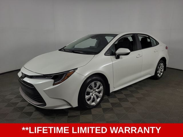 2026 Toyota Corolla LE 4D Sedan