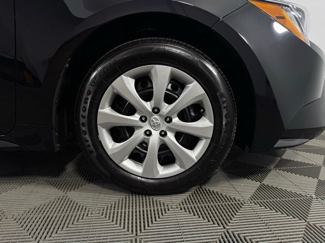 2026 Toyota Corolla LE 4D Sedan