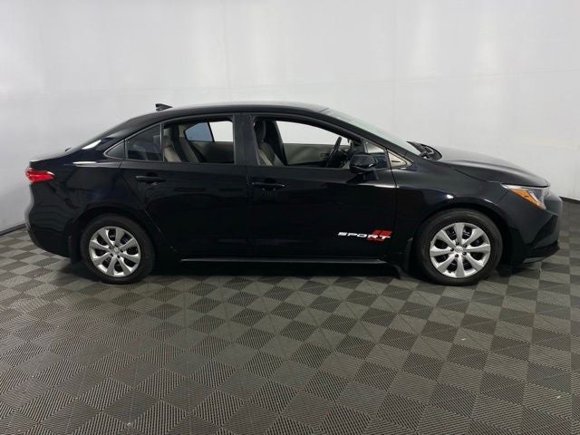 2025 Toyota Corolla LE 4D Sedan