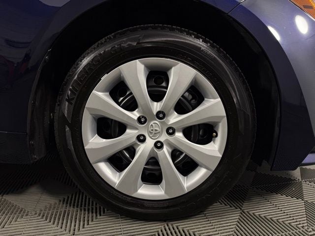 2024 Toyota Corolla LE 4D Sedan