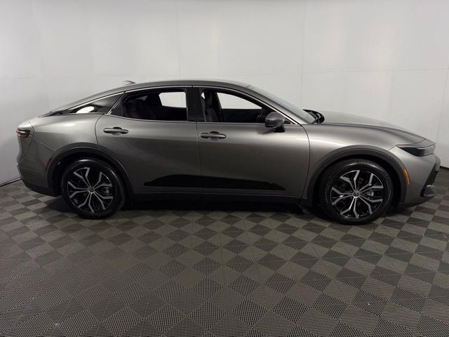 2024 Toyota Crown XLE 4D Sedan