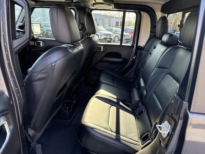 2022 Jeep Gladiator Overland