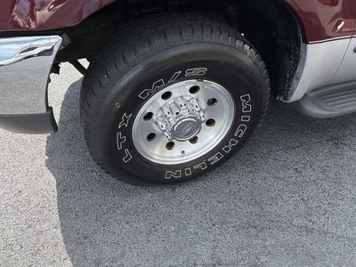 1999 Ford Super Duty F-250 Base