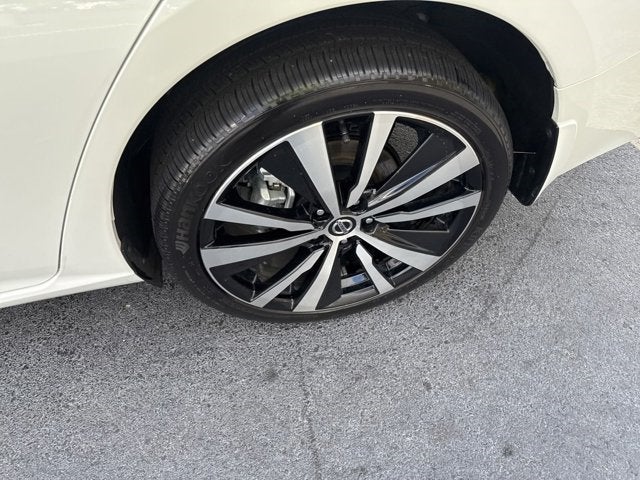 2021 Nissan Altima 2.5 Platinum