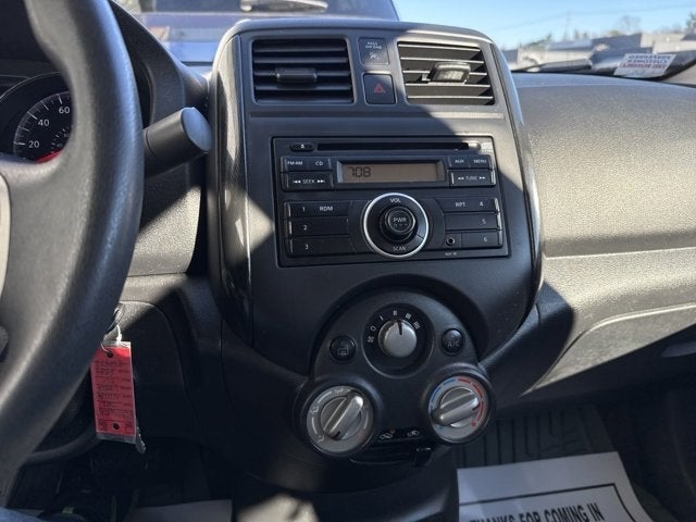 2012 Nissan Versa SV