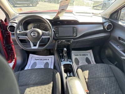 2022 Nissan Kicks SV