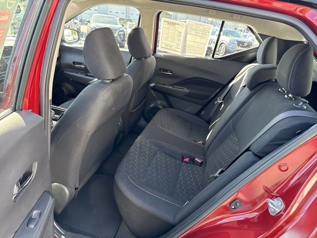 2022 Nissan Kicks SV